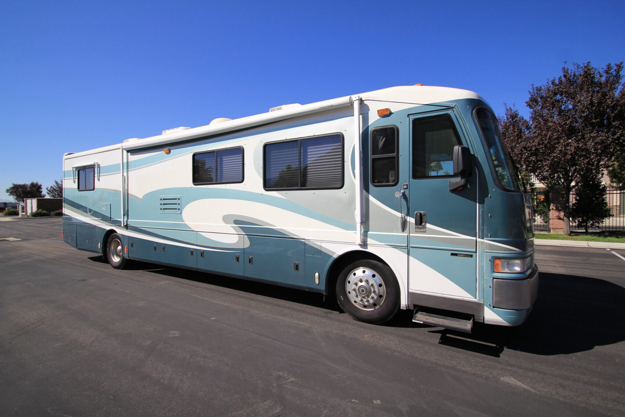 Traveling the World with an RV: An Adventure of a Lifetime - DesertCoachRv